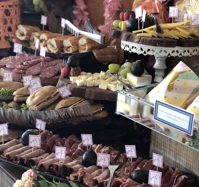 Mesas de quesos y entrepanes